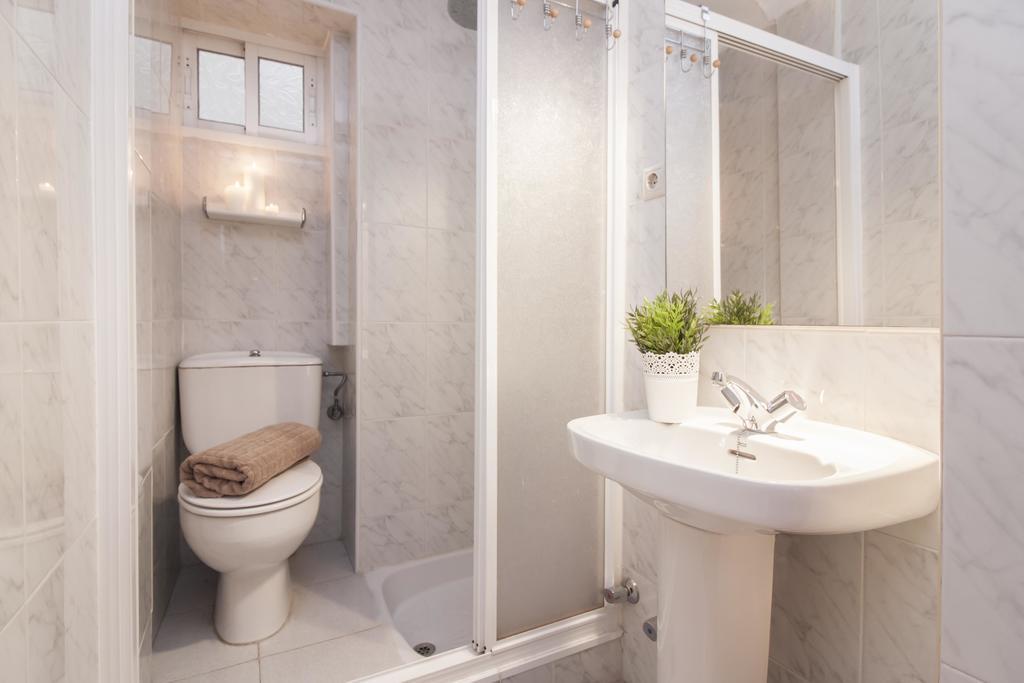 Malagueta 17 Freshapartments マラガ エクステリア 写真